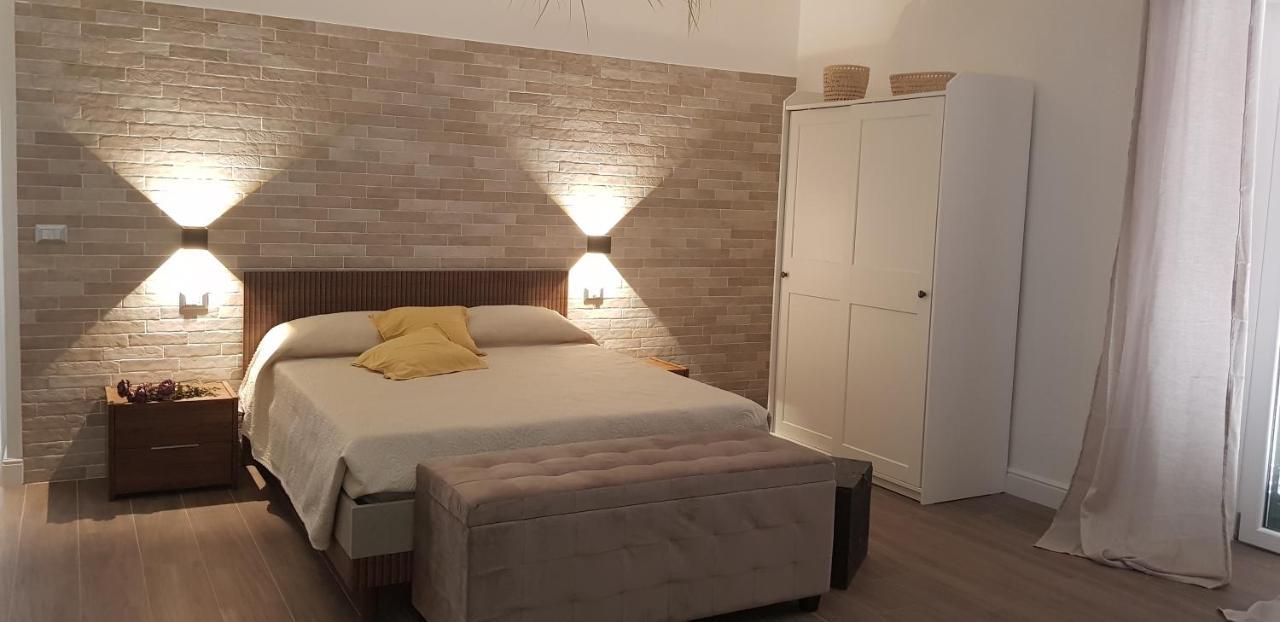 Casa Rosamari - Su Lago Di Posta Fibreno, Appartamento Con Camino Kültér fotó