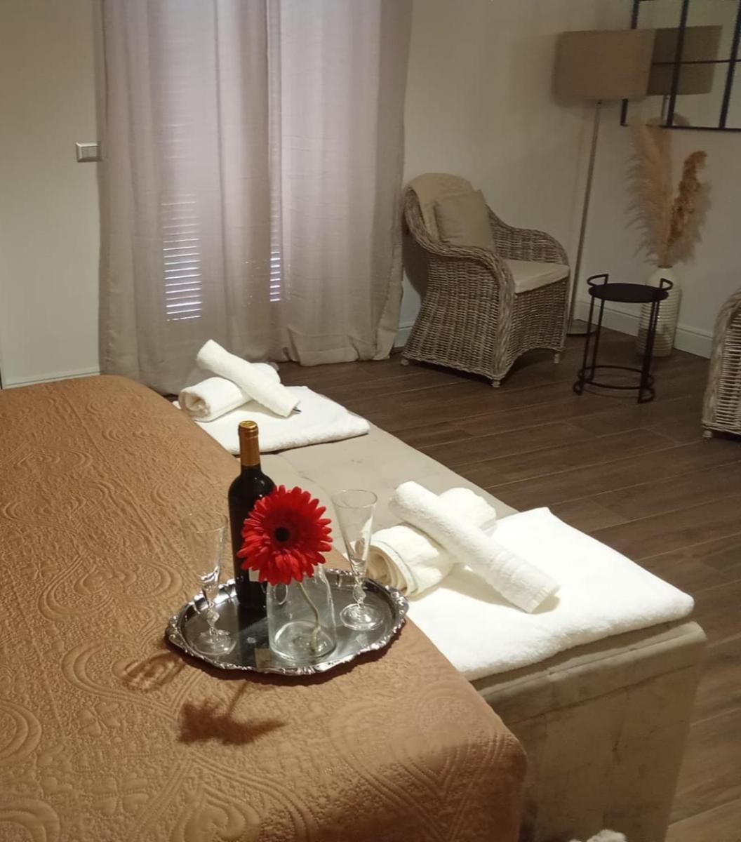 Casa Rosamari - Su Lago Di Posta Fibreno, Appartamento Con Camino Kültér fotó